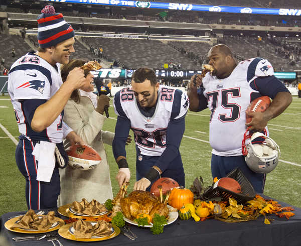 thanksgiving football memorable moments